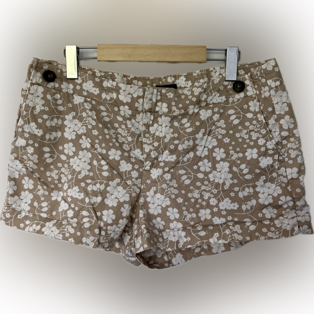 Low Waist Floral Tan Women's Shorts